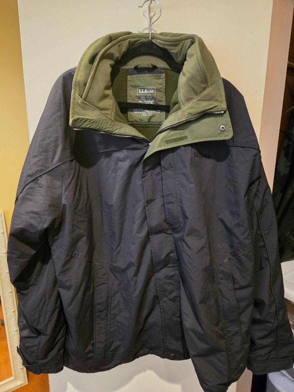 L.L.Bean Men's XXL Regular Navy Fleece Lined Hooded Jacket Olive Green Lining